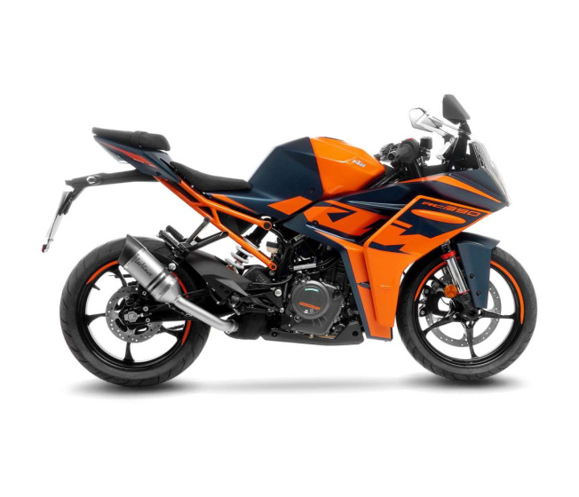 Motorka KTM RC 390